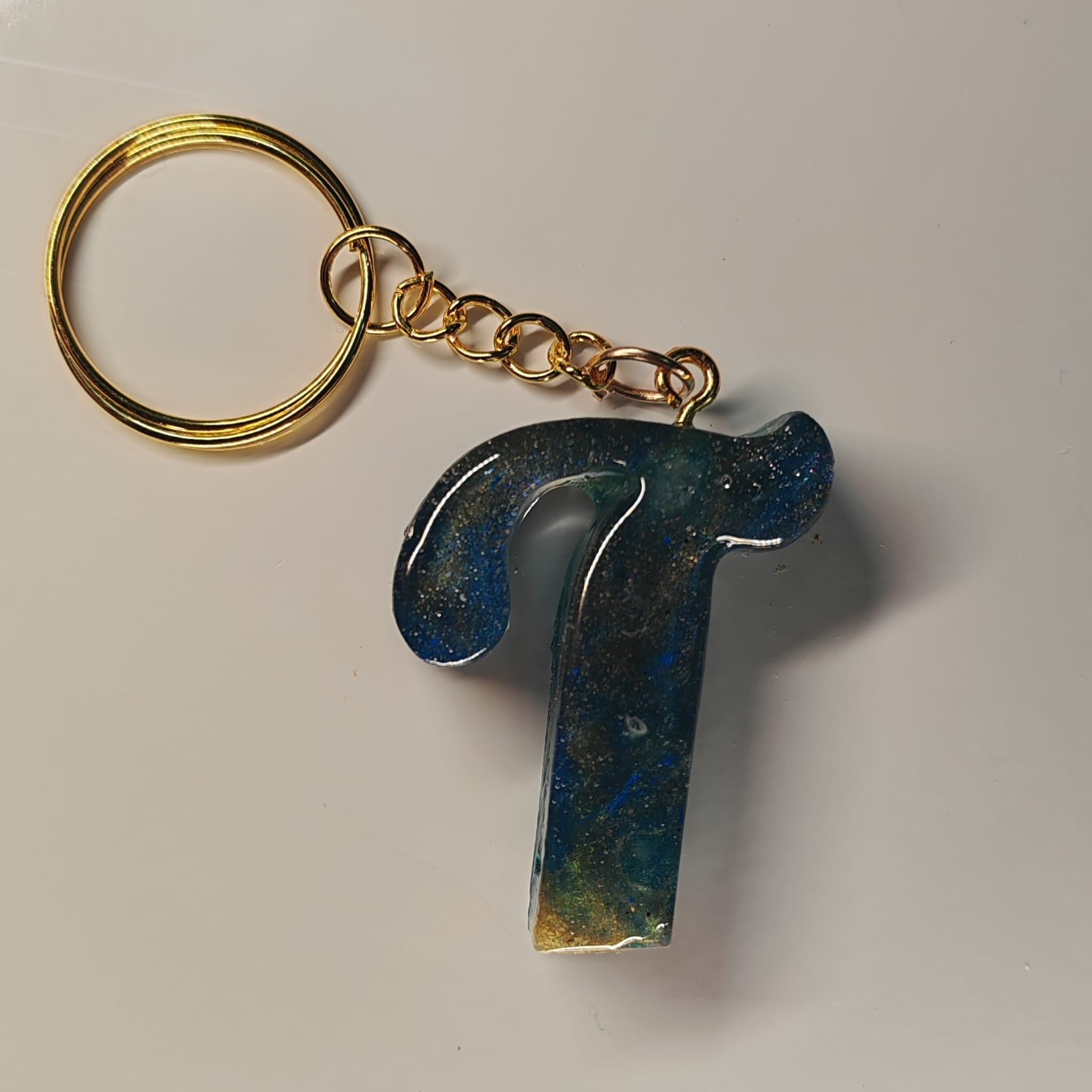 Porta-chaves Letra T – Azul Esmeralda com Efeito Marmoreado - 5,00 € - PORTES GRÁTIS