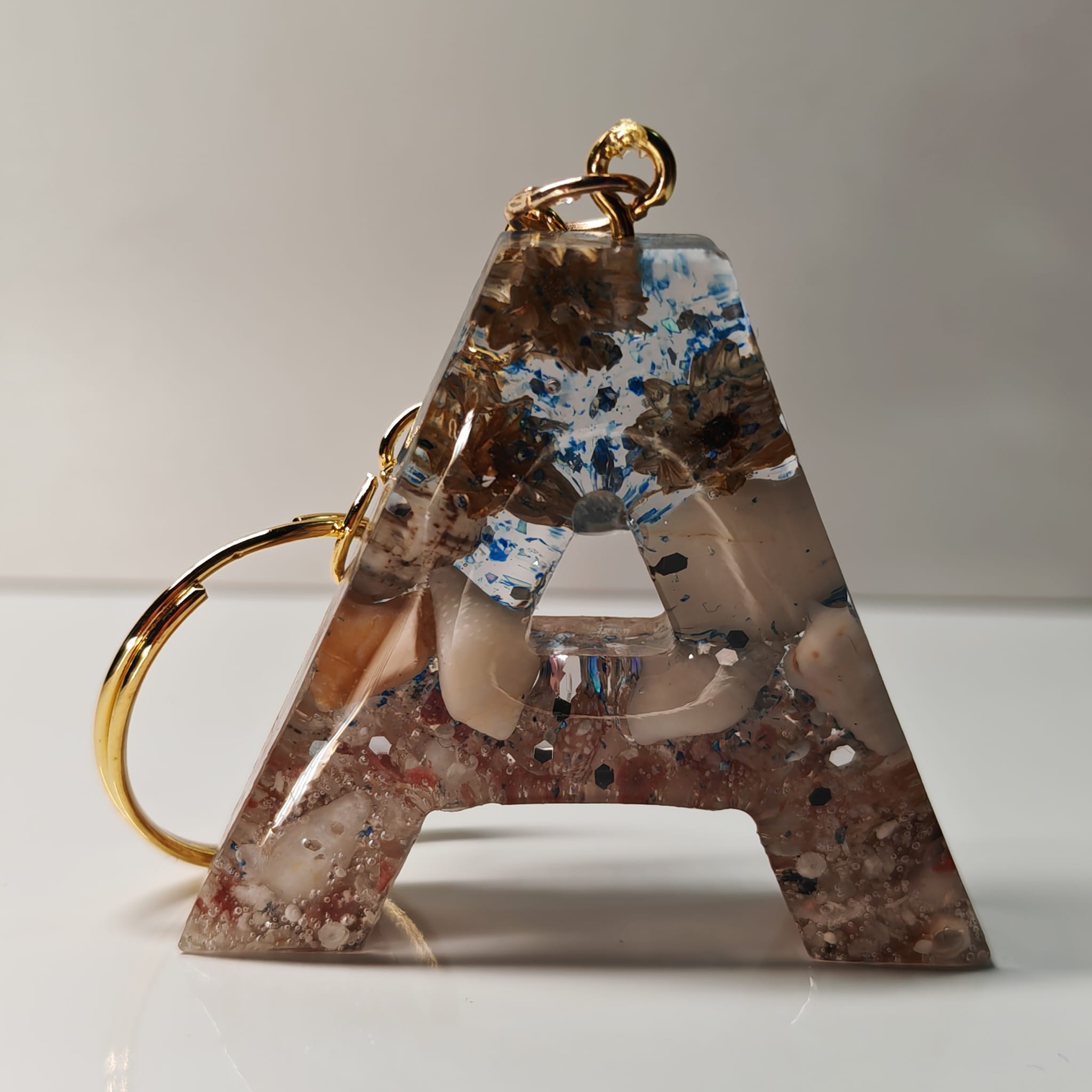 Porta-Chaves Letra A em Resina – Elementos Naturais - 6,50 € - PORTES GRÁTIS