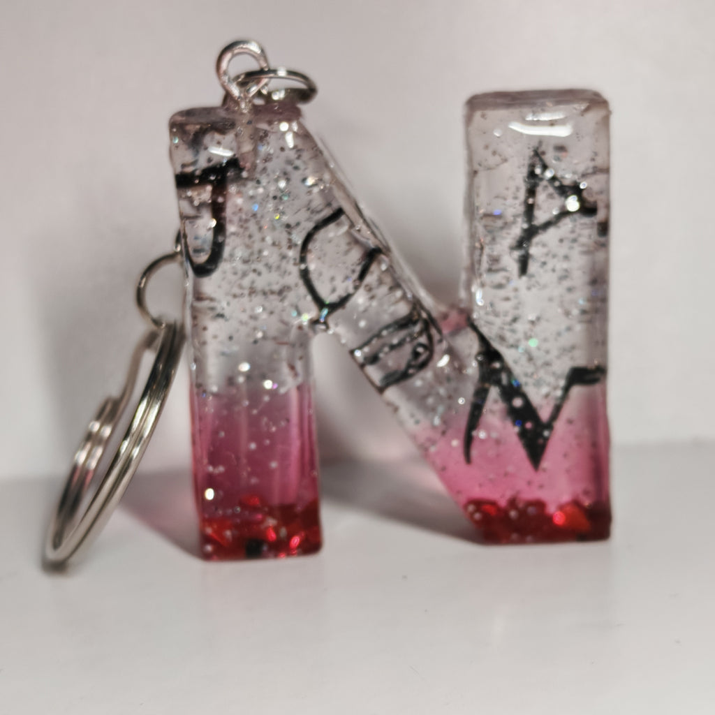 Porta-chaves Letra N em Resina Artesanal - 5,00 € - PORTES GRÁTIS