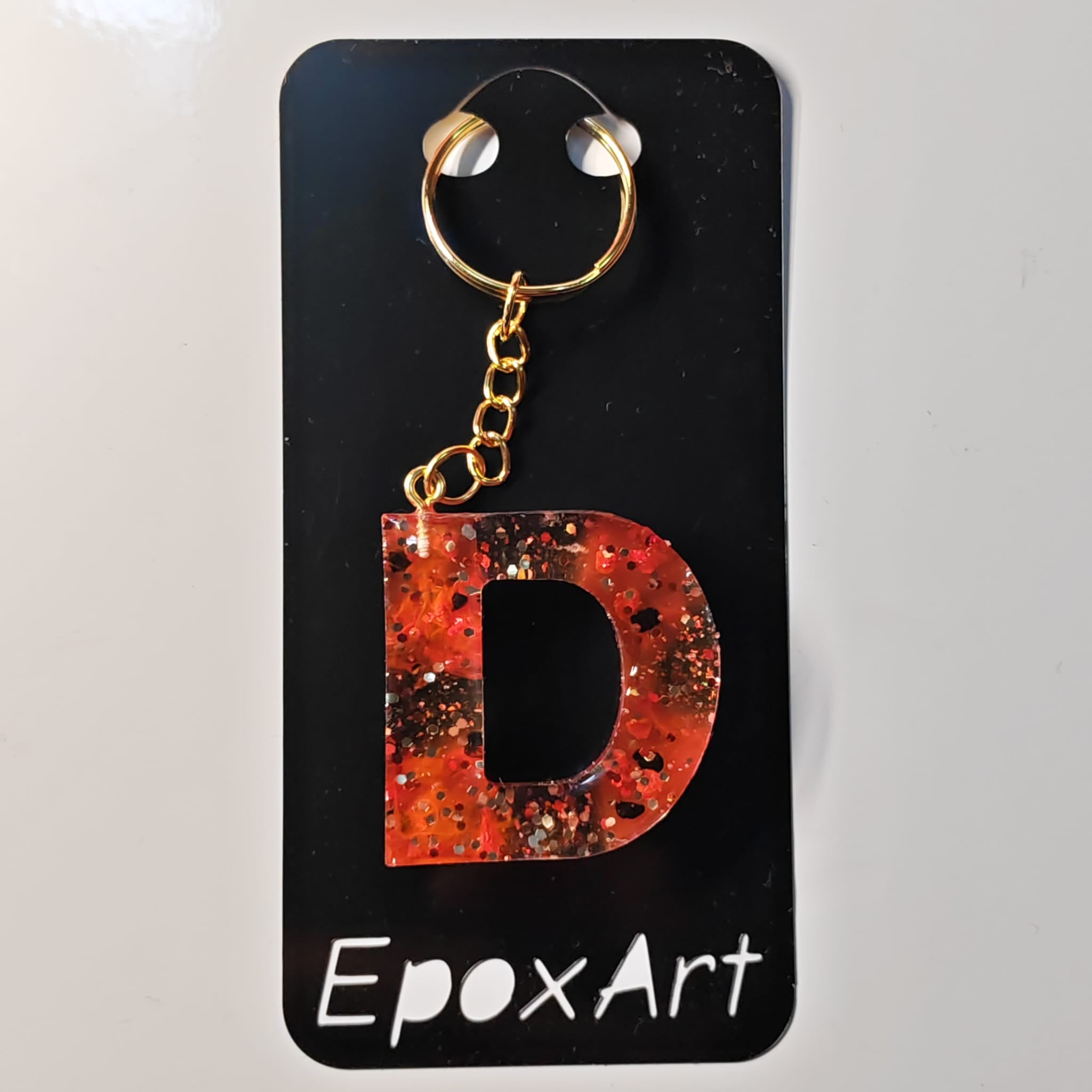 ✨ Porta chaves Letra D em Resina Rosa com Glitter Vermelho e Dourado — 5,00 € — PORTES GRÁTIS